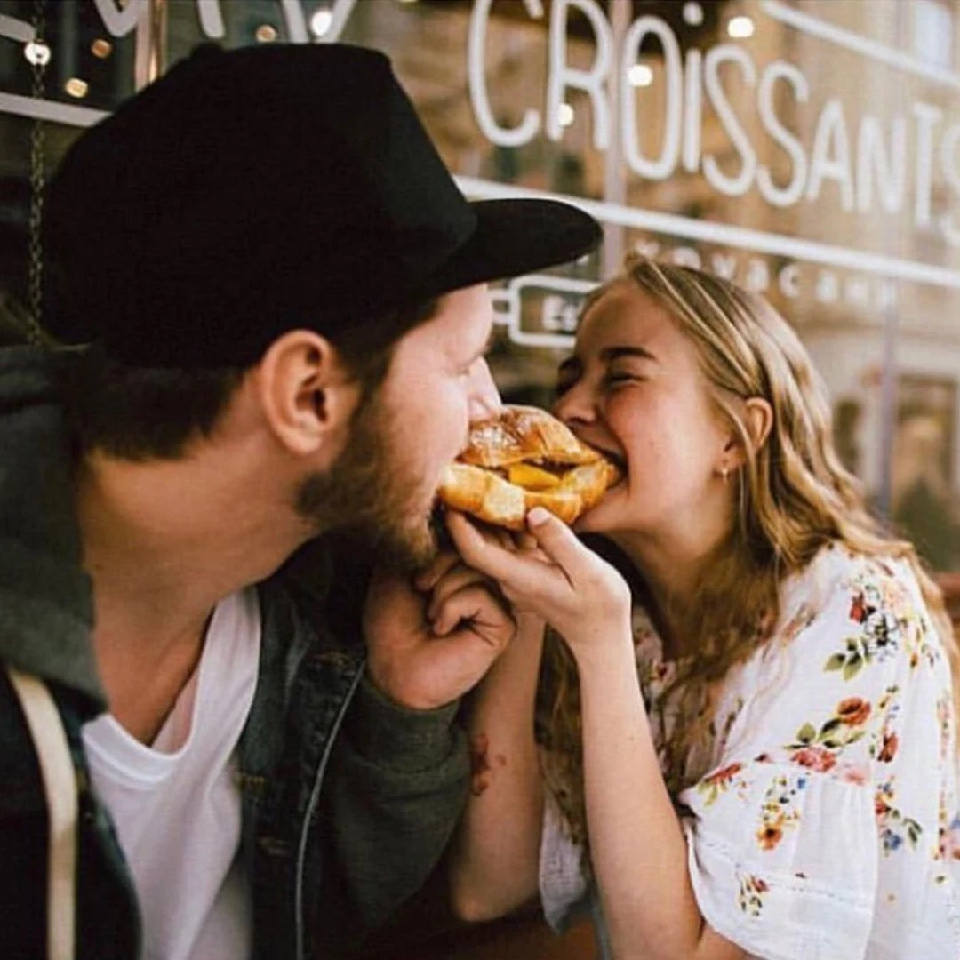 pair_with_croissant photo